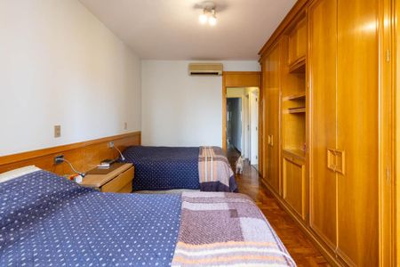 Apartamento para alugar com 246m², 4 quartos e 4 vagasSuíte 1