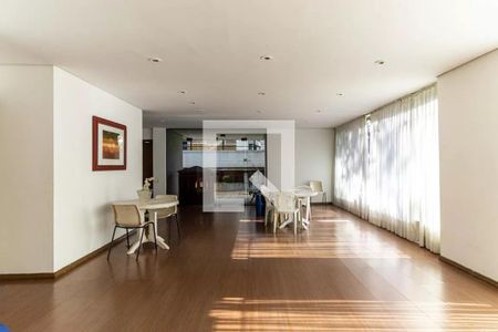 Apartamento para alugar com 246m², 4 quartos e 4 vagasHall Social