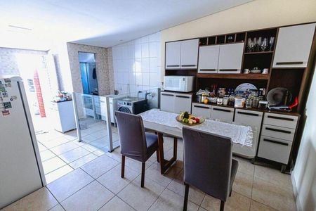 Casa à venda com 3 quartos, 112m² em Santa Monica, Belo Horizonte