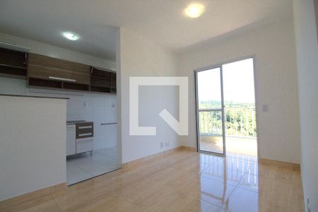 Sala de apartamento para alugar com 2 quartos, 58m² em Lajeado, Cotia