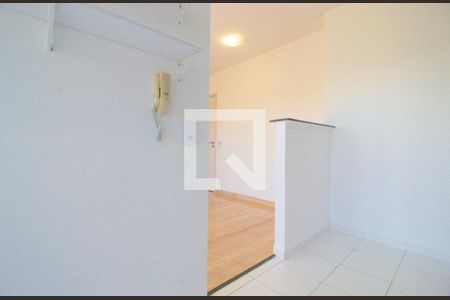 Sala de apartamento para alugar com 2 quartos, 58m² em Lajeado, Cotia