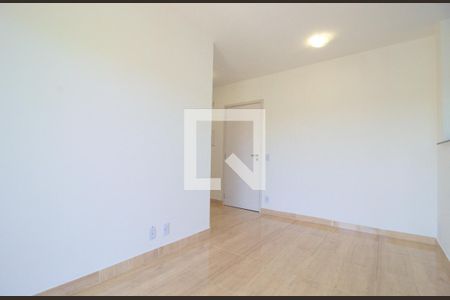 Sala de apartamento para alugar com 2 quartos, 58m² em Lajeado, Cotia