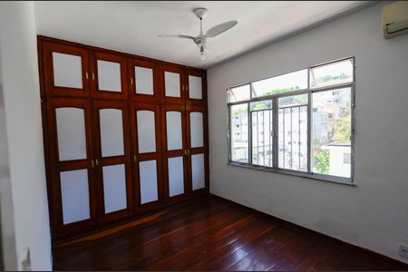 Apartamento à venda com 120m², 3 quartos e sem vaga Apartamento à venda com 120m², 3 quartos e sem vagaQuarto 1