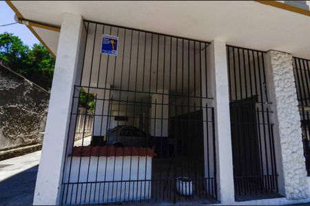 Apartamento à venda com 120m², 3 quartos e sem vaga Apartamento à venda com 120m², 3 quartos e sem vagaFachada