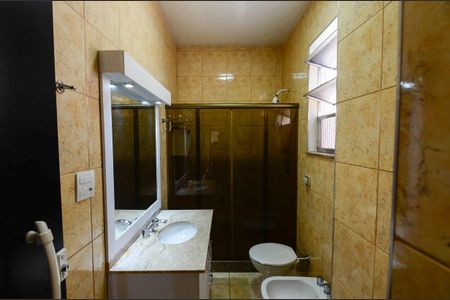 Apartamento à venda com 120m², 3 quartos e sem vaga Apartamento à venda com 120m², 3 quartos e sem vagaBanheiro 1