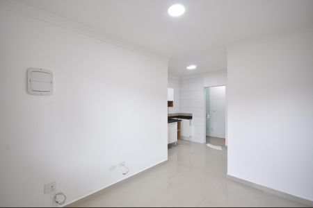 Sala de apartamento para alugar com 3 quartos, 42m² em Vila Mazzei, São Paulo