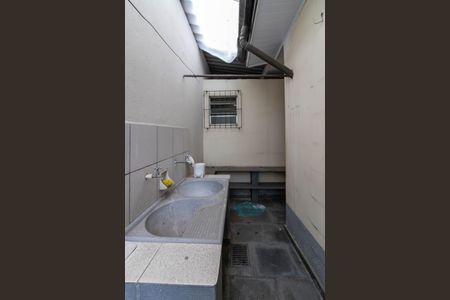 Casa à venda com 100m², 2 quartos e 1 vaga Casa à venda com 100m², 2 quartos e 1 vagaArea de Serviço