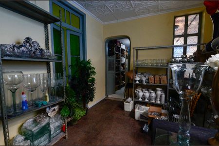 Sala de casa à venda com 5 quartos, 240m² em Benfica, Rio de Janeiro