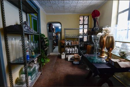 Sala de casa à venda com 5 quartos, 240m² em Benfica, Rio de Janeiro