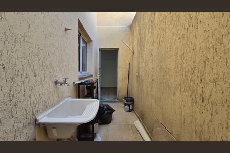 Apartamento para alugar com 70m², 2 quartos e 1 vagaÁrea de Serviço