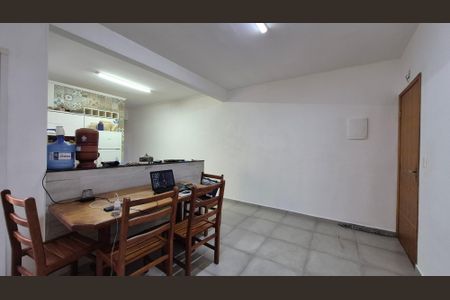 Apartamento para alugar com 70m², 2 quartos e 1 vagaSala