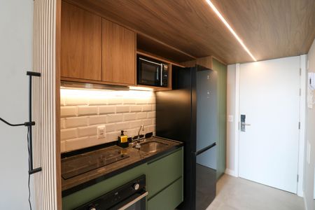 Cozinha de kitnet/studio para alugar com 1 quarto, 34m² em Jardim das Acacias, São Paulo