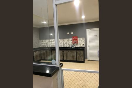 Casa à venda com 226m², 4 quartos e 4 vagas