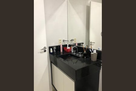 Casa à venda com 226m², 4 quartos e 4 vagas