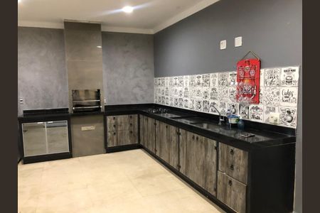 Casa à venda com 226m², 4 quartos e 4 vagas