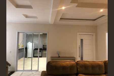 Casa à venda com 226m², 4 quartos e 4 vagas