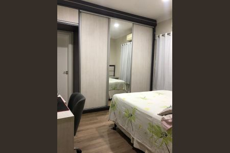 Casa à venda com 226m², 4 quartos e 4 vagas