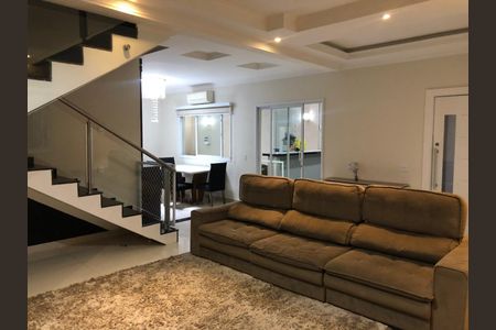 Casa à venda com 4 quartos, 226m² em Jardim Ipaussurama, Campinas