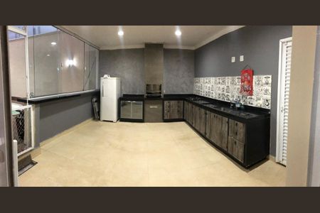 Casa à venda com 226m², 4 quartos e 4 vagas