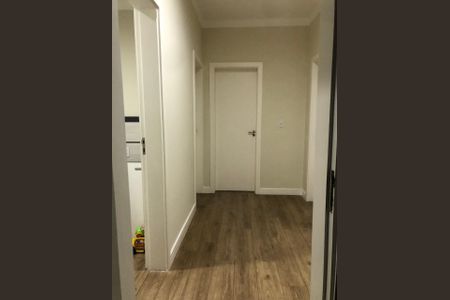 Casa à venda com 226m², 4 quartos e 4 vagas