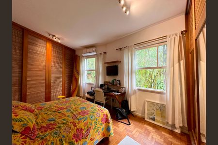 Apartamento à venda com 118m², 2 quartos e 1 vagaSuite