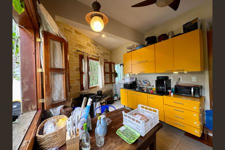 Apartamento à venda com 118m², 2 quartos e 1 vagaCozinha