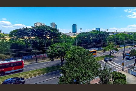 Vista  de apartamento para alugar com 2 quartos, 79m² em Cristal, Porto Alegre