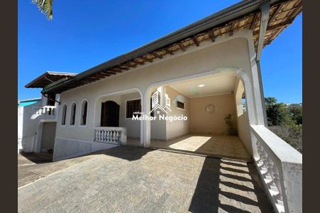 Casa à venda com 274m², 3 quartos e 15 vagas