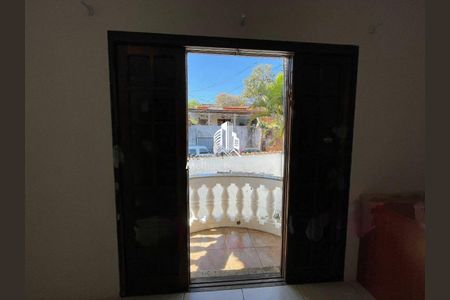 Casa à venda com 274m², 3 quartos e 15 vagas