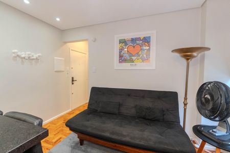 Apartamento à venda com 37m², 1 quarto e sem vaga Apartamento à venda com 37m², 1 quarto e sem vagaSala