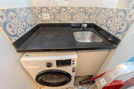 Apartamento à venda com 37m², 1 quarto e sem vaga Apartamento à venda com 37m², 1 quarto e sem vagaÁrea de Serviço