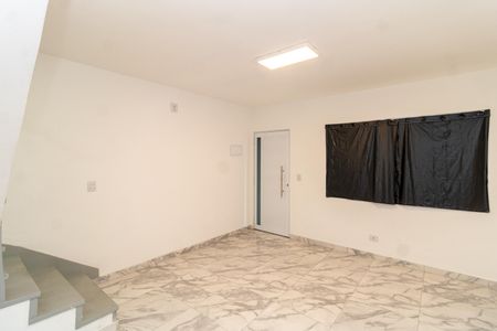 Sala de casa à venda com 4 quartos, 200m² em Vila Brasil, São Paulo