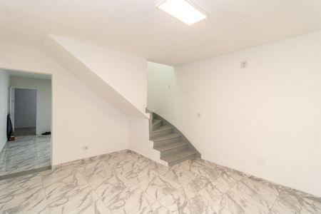 Sala de casa à venda com 4 quartos, 200m² em Vila Brasil, São Paulo