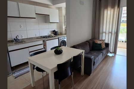 Cozinha de apartamento para alugar com 2 quartos, 61m² em Granja Olga, Sorocaba