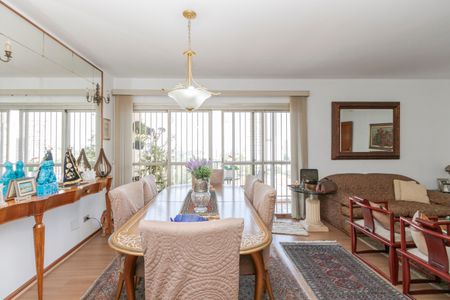 Sala de apartamento para alugar com 3 quartos, 120m² em Nova Piraju, São Paulo