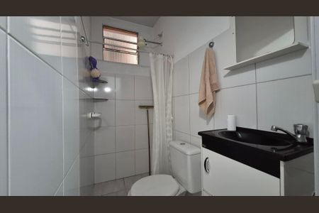 Casa à venda com 125m², 4 quartos e 2 vagasBanheiro