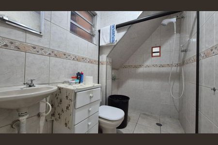 Casa à venda com 125m², 4 quartos e 2 vagasBanheiro 2