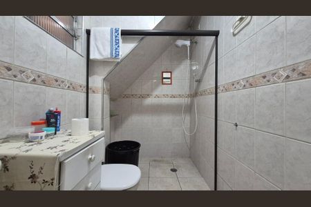 Casa à venda com 125m², 4 quartos e 2 vagasBanheiro 2