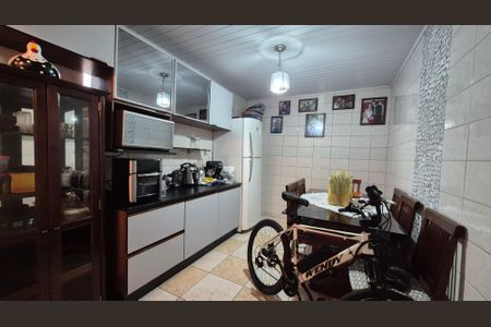 Casa à venda com 125m², 4 quartos e 2 vagasCozinha