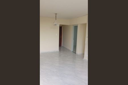 Sala de apartamento para alugar com 3 quartos, 76m² em Caju, Rio de Janeiro