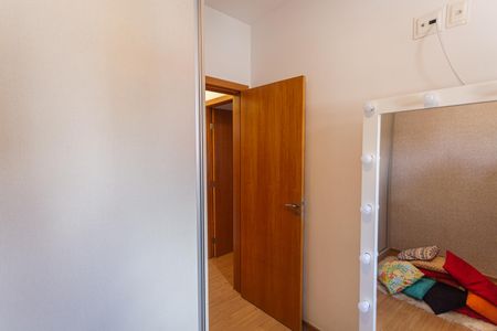 Apartamento para alugar com 72m², 3 quartos e 2 vagas Apartamento para alugar com 72m², 3 quartos e 2 vagasQuarto 2