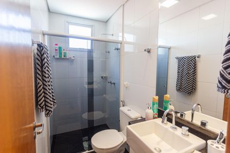 Apartamento para alugar com 72m², 3 quartos e 2 vagas Apartamento para alugar com 72m², 3 quartos e 2 vagasBanheiro Social