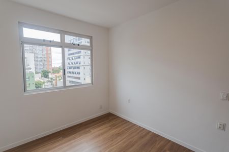 Apartamento à venda com 81m², 2 quartos e 1 vagaQuarto 1