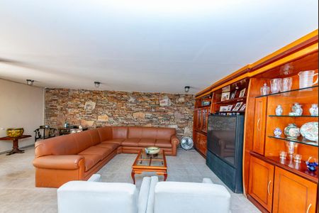 Casa à venda com 440m², 5 quartos e 3 vagas Casa à venda com 440m², 5 quartos e 3 vagasSala 4