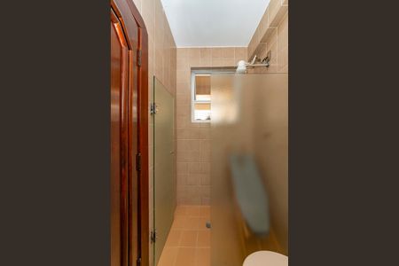 Casa à venda com 440m², 5 quartos e 3 vagas Casa à venda com 440m², 5 quartos e 3 vagasQuarto de Serviço