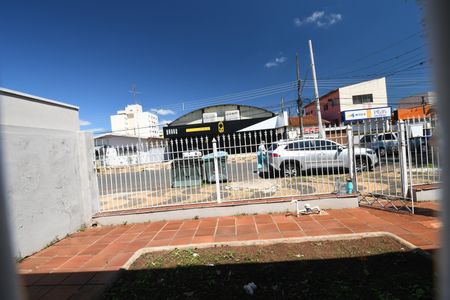 Quarto 1 - Vista de casa à venda com 2 quartos, 144m² em Vila Santa Isabel, Campinas