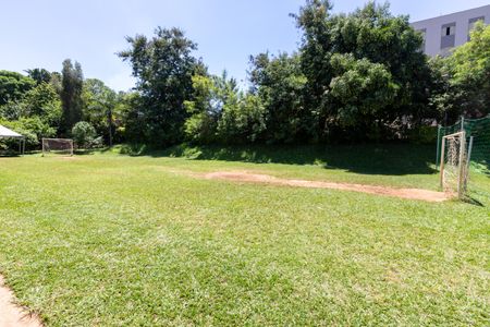 Apartamento à venda com 42m², 2 quartos e 1 vaga Apartamento à venda com 42m², 2 quartos e 1 vagaÁrea Comum - Campo de Futebol