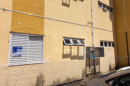 Apartamento à venda com 42m², 2 quartos e 1 vaga Apartamento à venda com 42m², 2 quartos e 1 vagaFrente do Bloco