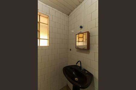 Banheiro de casa para alugar com 1 quarto, 60m² em Vila Oratorio, São Paulo