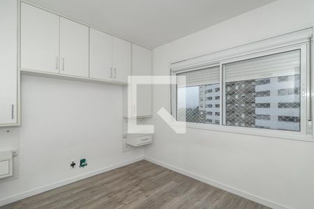 Apartamento à venda com 3 quartos, 80m² em Jardim Carvalho, Porto Alegre